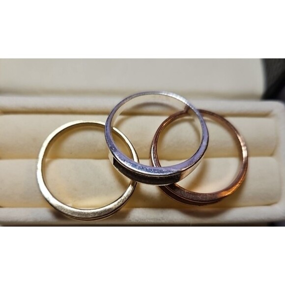 Trio of Rings w/ Sparkle Bands Silver Gold & Rose Gold Tones Sz 10.25 - Picture 2 of 5
